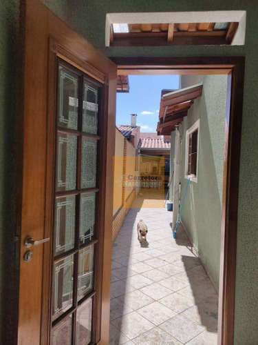 Imagem 3 de 24 de Vende Sobrado Com 3 Dormitórios 2 Suítes, Quintal, Churrasqueira Perto Novo Shopping 152 M² Por R$ 450.000 - Jardim Sul - São José Dos Campos/sp - So0630