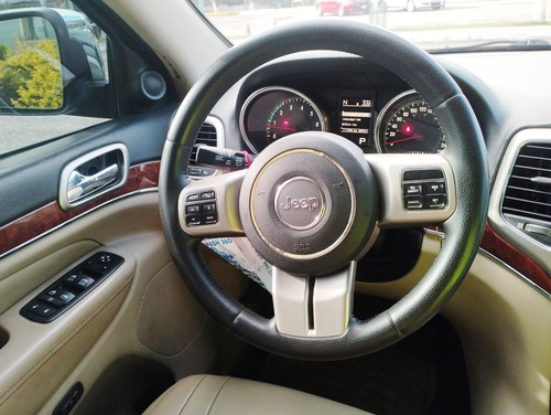 Imagen 8 de 11 de Jeep Grand Cherokee Limited 2011 V8 4x4 Automático