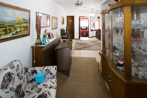 Casa Em Hípica Com 3 Dormitórios - Lu428883