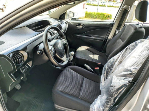 Toyota Etios 1.5 X Sedan 16v Flex 4p Manual