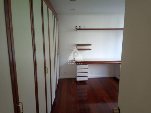 Imagem 27 de 30 de Cobertura À Venda, 5 Quartos, 2 Suítes, Copacabana - Rio De Janeiro/rj - 46064