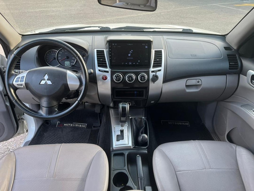 Imagen 10 de 16 de Mitsubishi Montero
