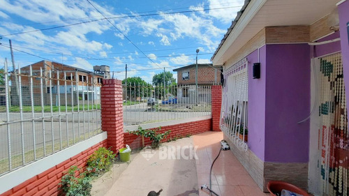 Ph S/exp Y C/entr Indep En Savio Y Lanus - Frente T/a Nuevo Garage Apto Prof - Banfield