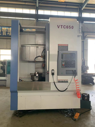 Torno Cnc Vertical 04 Ferramentas Acionada