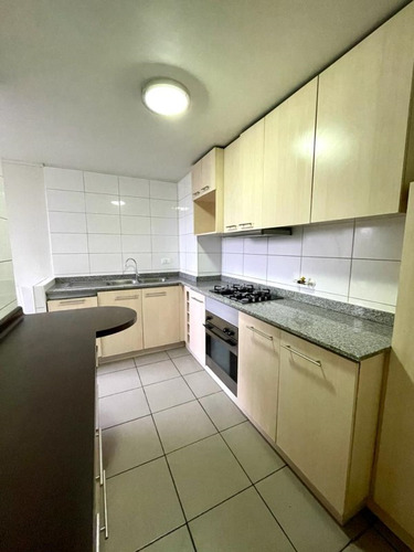 Arriendo Depto En Ñuñoa: 2d/2b/1e/1b, 19 Uf!