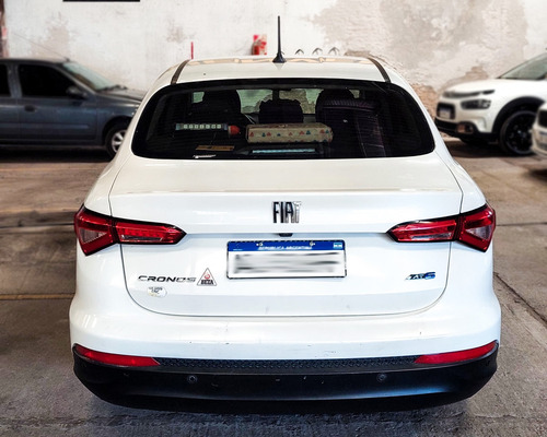 Fiat Cronos 1.8 16v Precision