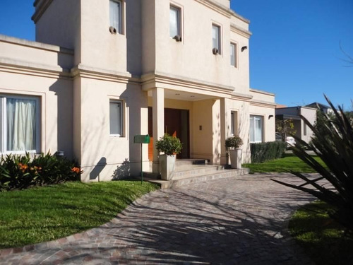 Casa En Venta Ubicado En El Encuentro, General Pacheco, Tigre