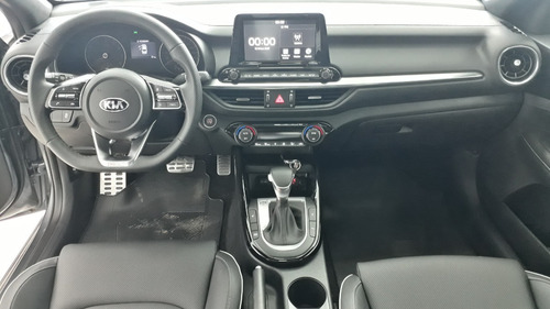 Kia Cerato 2.0 Sx At6 Gt Line