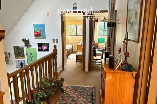 Casa En Venta Isla Teja, Ubicación Y Amplitud, Valdivia