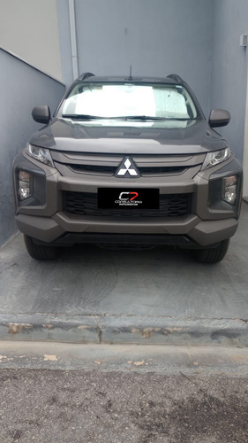 Mitsubishi L200 2.4 Triton Outdoor Gls Cab. Dupla 4X4 Aut. 4P