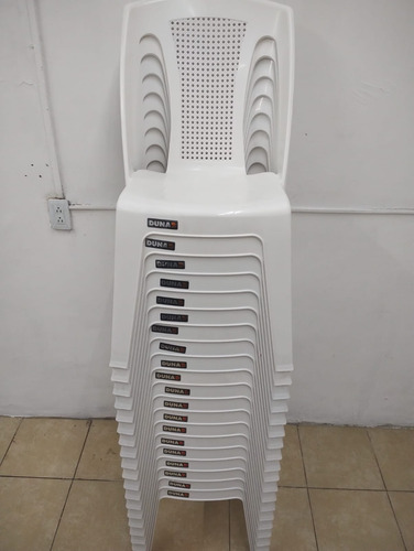 Sillas De Plástico 10 Piezas Marca Duna Color Blanco Plastico Blanco Blanco