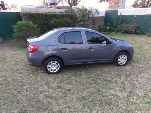 Imagen 4 de 13 de Renault Logan Año 2015