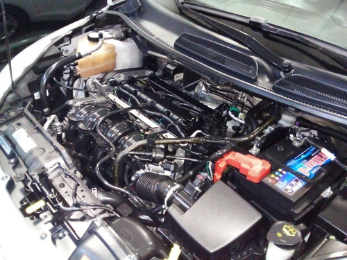 Imagen 14 de 14 de Ford Fiesta Kinetic Titanium Concesionario Gm