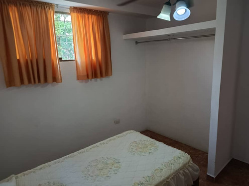 Habitación En Res. Estudiantil Montalban 1 (cerca De Ucab)