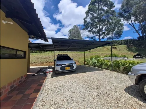 En Arriendo Finca El Carmen De Viboral
