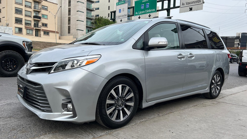 Toyota Sienna 3.5 Limited At