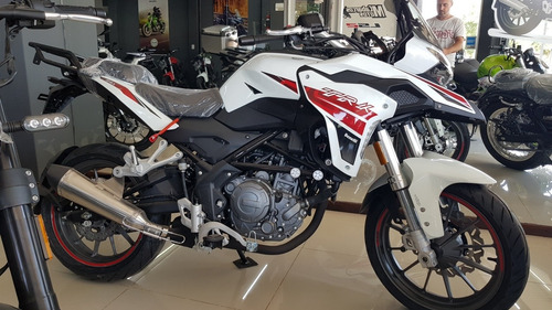 Imagen 4 de 8 de Benelli Trk 251