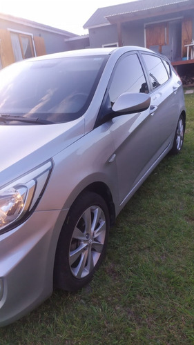 Hyundai Accent 1.5 Gls Mt