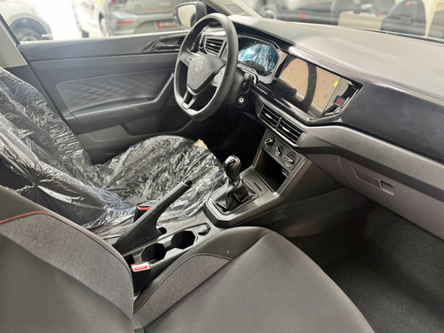 Volkswagen Polo Track 1.0 Mpi 4P