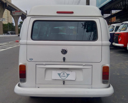 Imagem 7 de 15 de Volkswagen Kombi 1.4 Flex 2011 K