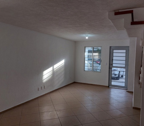 Casa En Venta En Col. San Martin Tlajomulco , Jalisco Ds19