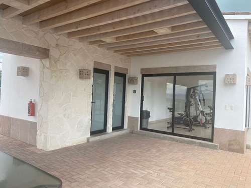 Terreno En Venta En Ciudad Maderas Sur Ii