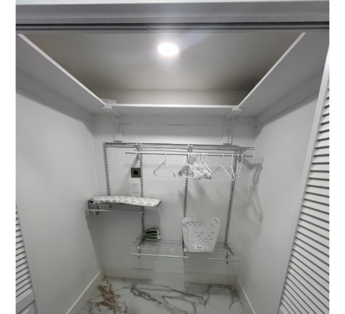 Hermoso Departamento De Un Dormitorio Sobre La Playa