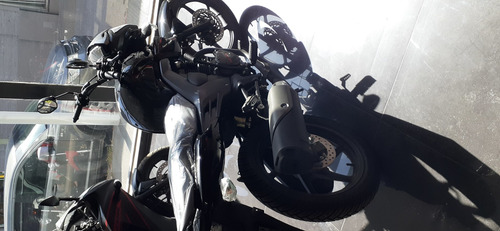 Imagen 4 de 6 de Honda Invicta 150 0km