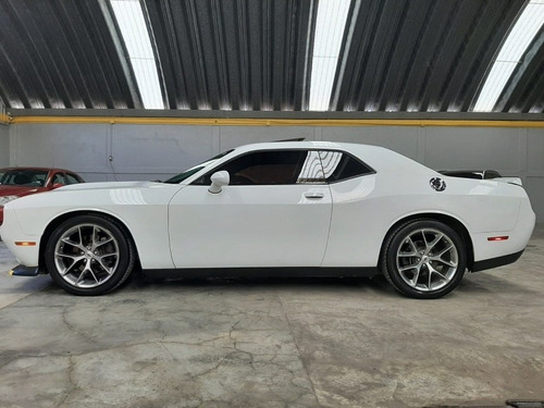 Imagen 3 de 15 de Dodge Challenger 2019 3.7 3.6 Dual Stripes At