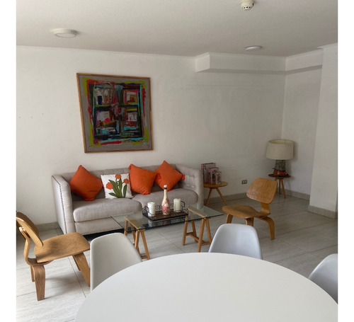 Vende Amplio Departamento En Fernando Lazcano, San Miguel,