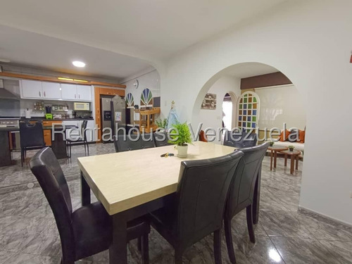 Casa En Venta Urb Lourdes Maracay 25-13114 Apd