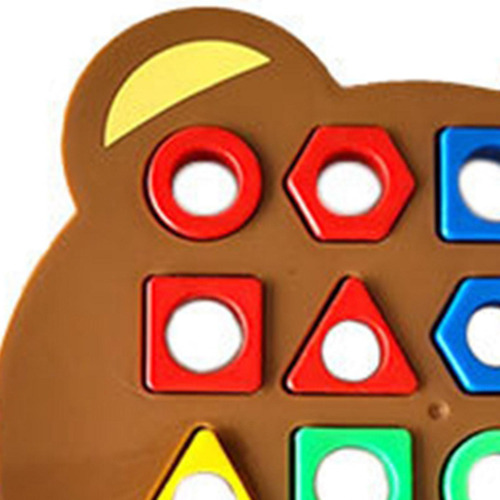 Jogo De Tabuleiro De Correspondência De Forma Com Campainha