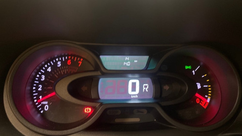 Imagen 14 de 20 de Renault Oroch Intense 1.3 Turbo