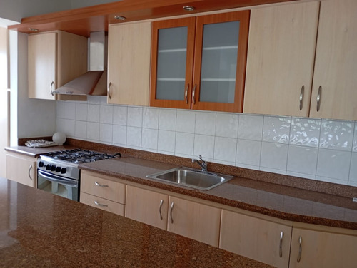 María Gabriela García Inzitu Realtors Vende Apartamento En Residencias Cedral Plaza Urbanización El Bosque Valencia Carabobo Venezuela