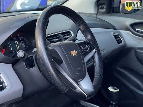 Chevrolet Onix 1.0 MPFI LT 8V FLEX 4P MANUAL