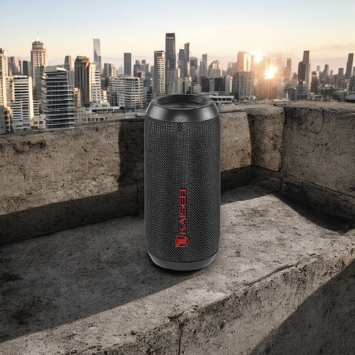 Bocina Recargable Bluetooth Kaiser A prueba De Salpicaduras Mini Bocina Con Potencia de audio 5 W Bocina Portátil Apta Para Uso de Exteriores Con Batería Recargable De Hasta 8 H Negro