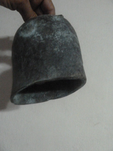 Antiguo Cencerro De Bronce Macizo Muy Grande 14cm Alto