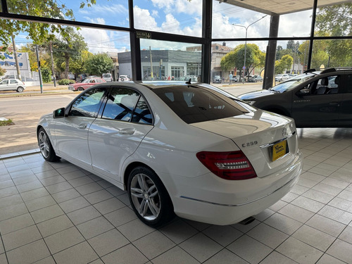Mercedes-Benz Clase C 1.8 C250 Avantgarde B.efficiency At