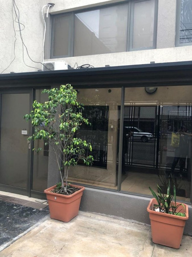 Imagen 4 de 30 de Centro Médico En Venta De Excelente Ubicación En Banfield Este