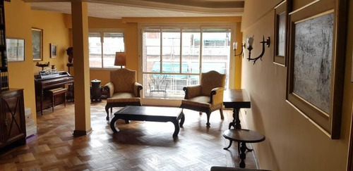 Imagen 2 de 27 de Semipiso De Categoria De 3 Dormitorios Con Dependencia Y Cochera Baulera Venta Caballito