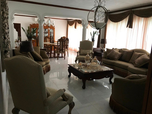 Imagen 23 de 30 de Hermosa Casa Con Excelente Ubicacion Y Acabados De Lujo