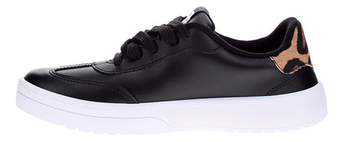 Zapatillas Para Mujer Con Un Estilo Urbano De Moleca