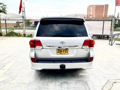 Toyota Land Cruiser 200 2015 4.5 Vxr