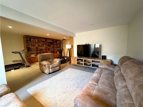 Casa En Las Condes/ S C De Apoquindo Condominio