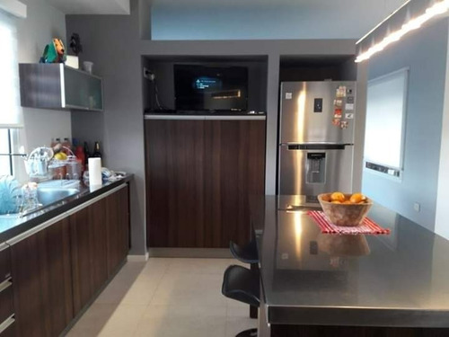 Hermosa Casa Moderna, Funcional, Amplia Y Luminosa; Con Patio Parquizado, Cancha De Basquet, Sauna E Invernadero. Totalmente Equipada Y Con Todos Los Servicios.apta Credito Hipotecario.