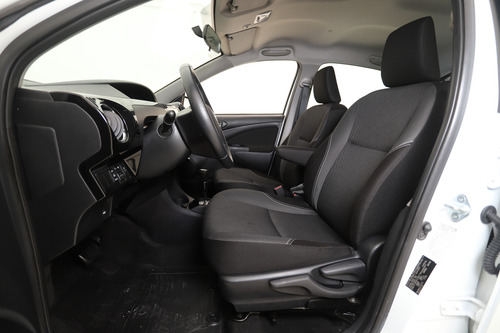 Toyota Etios 1.5 Xls At