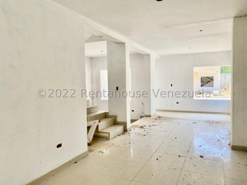 Imagen 6 de 9 de Townhouse En Construcción En Venta Ubicado En Punto Fijo