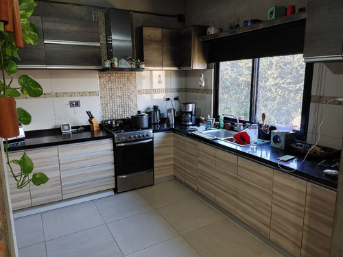 Casa Semi Nueva, La Reja, Moreno. Salida A Acceso Oeste En 2 Minutos