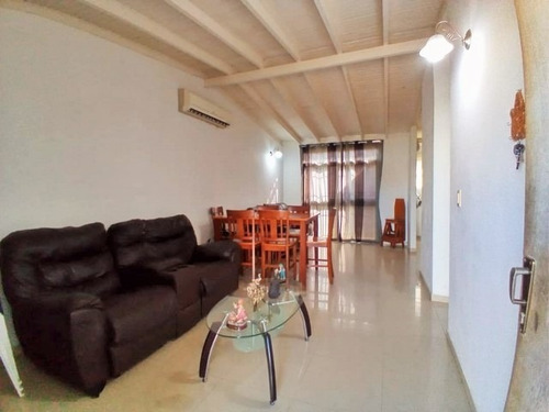 Imagen 2 de 9 de Casa En Venta En Villas De La Laguna 1, Tipuro
