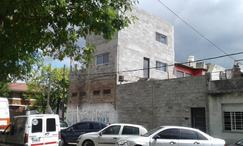 Venta Casa 3 Amb 230 M2 Patio Valentin Alsina Lanus